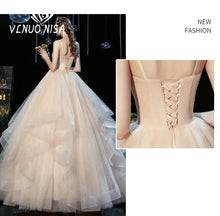 Load image into Gallery viewer, Wedding dress Sexy Deep V Neck Ball Gowns Spaghetti Straps Off White Champagne Tulle Bridal Dress
