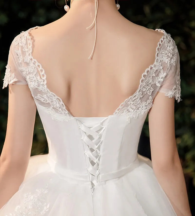 Lace V Neck Ball Gown Wedding Dresses Short Sleeve Gowns