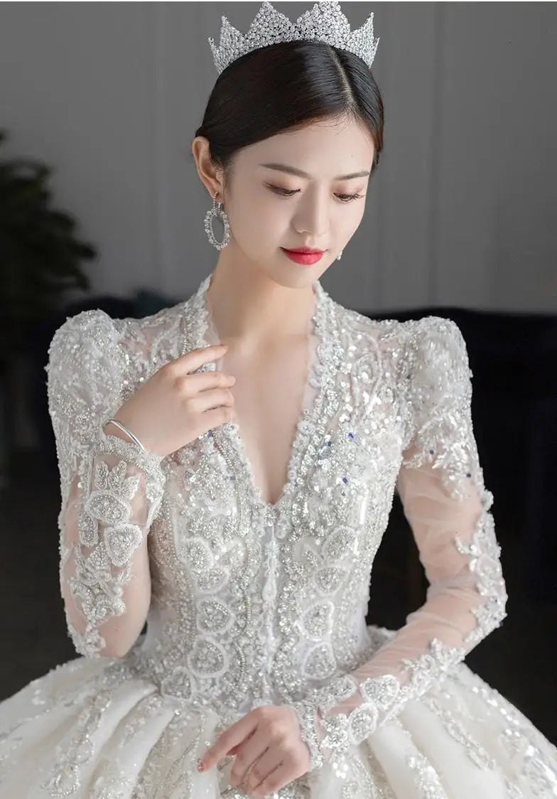 Luxury Bedading Long Sleeve Winter Wedding Dress  V Neck