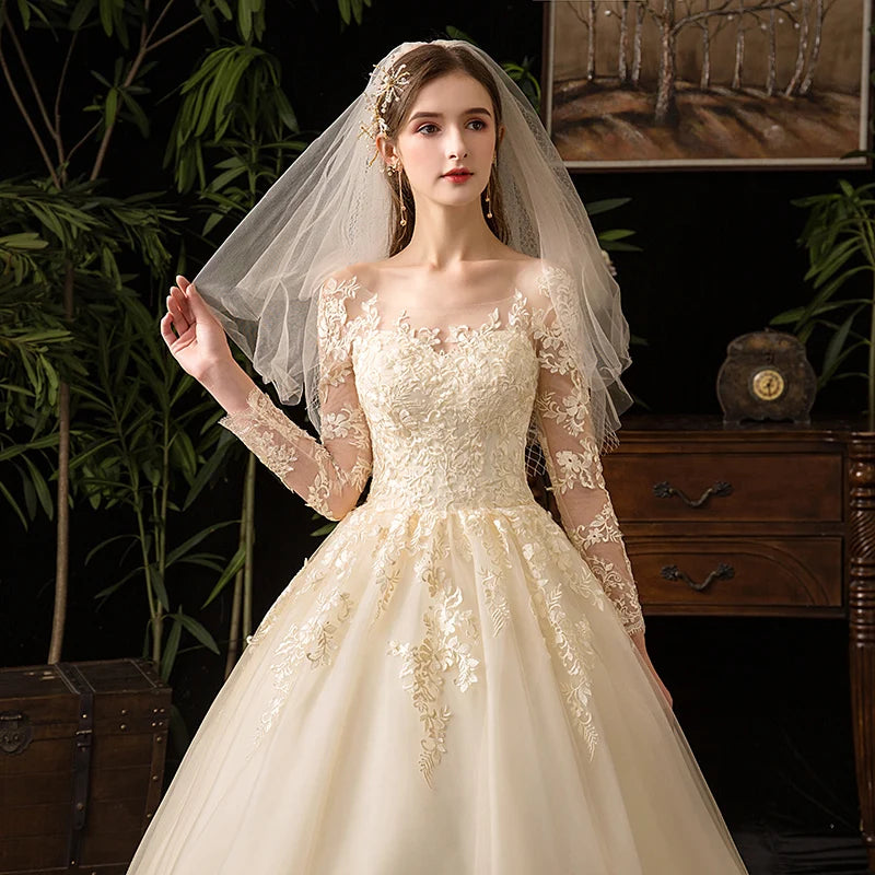 Elegant Champagne Embroidery Lace Wedding Dress Robe De Mariee Sweetheart Ball Gown