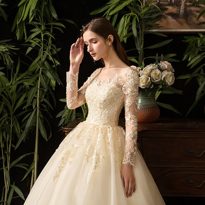 Elegant Champagne Embroidery Lace Wedding Dress Robe De Mariee Sweetheart Ball Gown