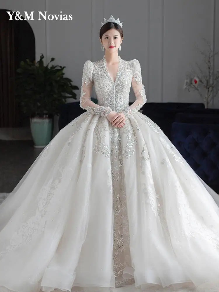 Luxury Bedading Long Sleeve Winter Wedding Dress  V Neck