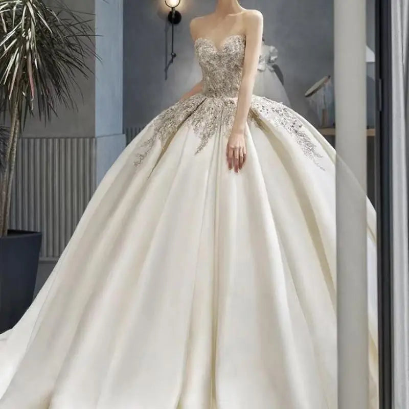 Summer New Simple Strapless Wedding Dress Lace Applique Latin Bridal Dress Elegent Embroidery Train Ball Gown