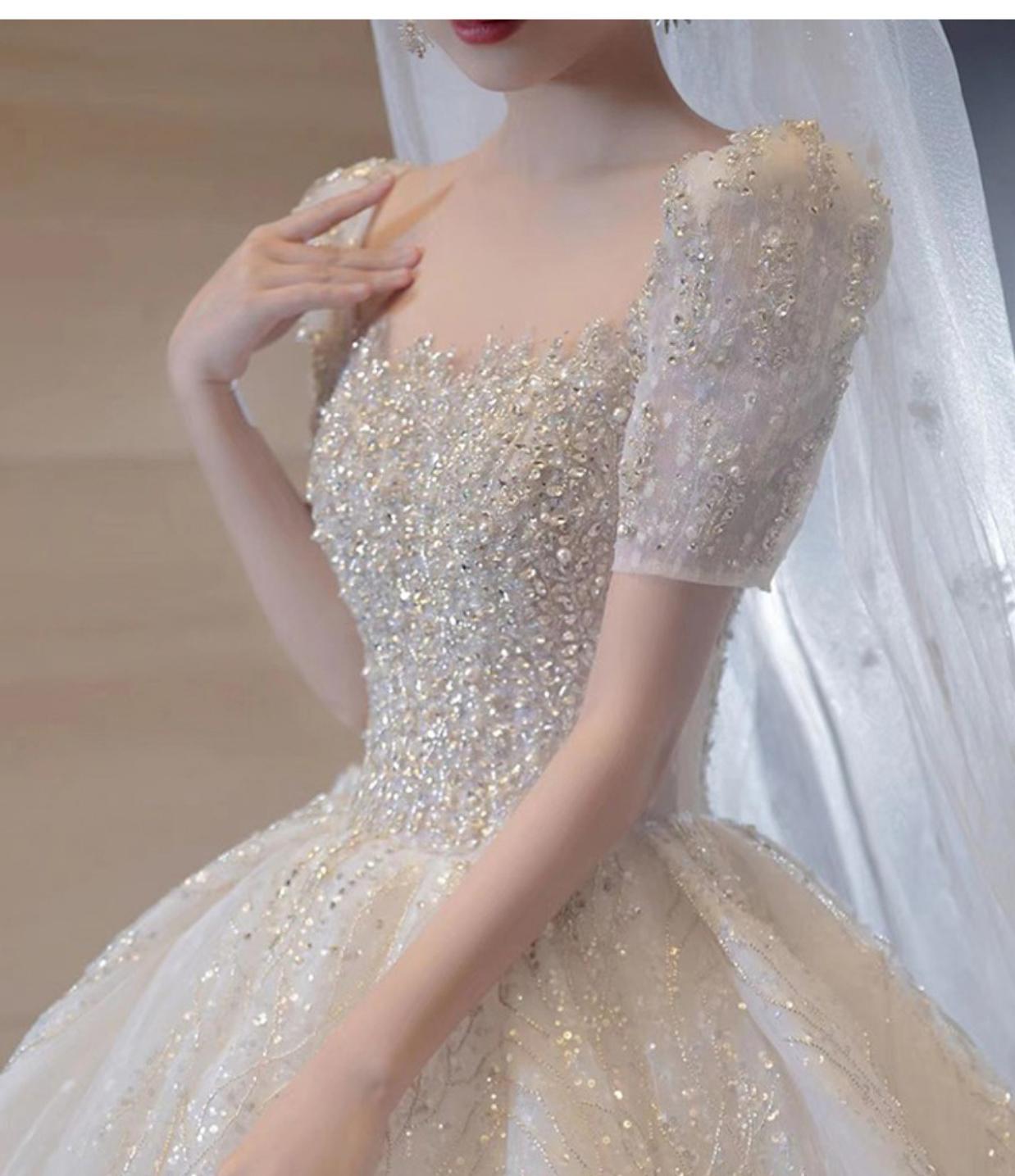 Short Sleeve Beading Wedding Dress Big Train Bride Dresses Tuller Ball Gown