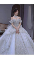 Load image into Gallery viewer, Off The Shoulder Handmade Appliques With Beading Princess Ball Gowns
