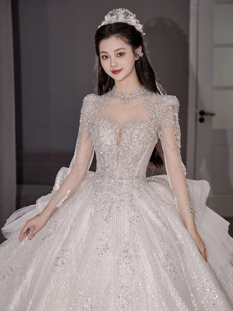 Long Sleeved Vintage Exquisite Wedding Dress Lace Appliques Beading Princess Ball Gown