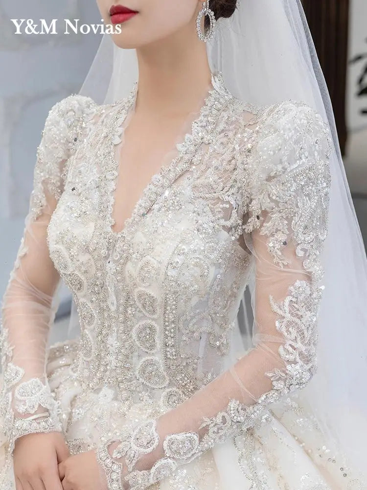 Luxury Bedading Long Sleeve Winter Wedding Dress  V Neck