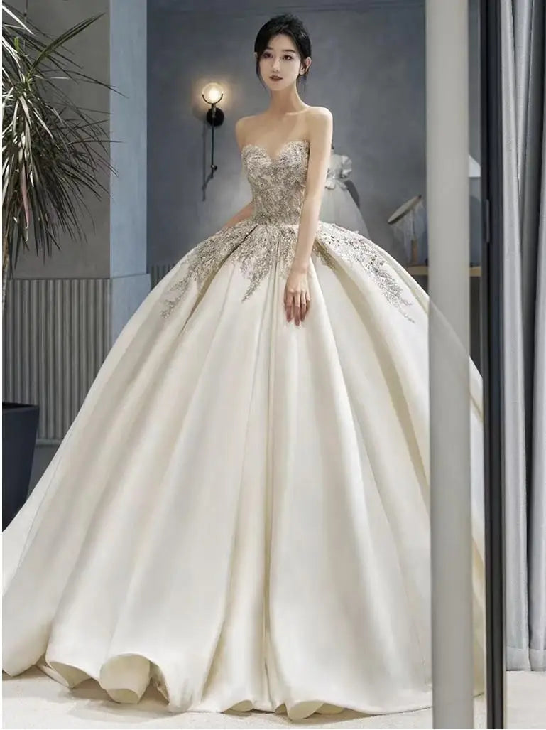 Summer New Simple Strapless Wedding Dress Lace Applique Latin Bridal Dress Elegent Embroidery Train Ball Gown