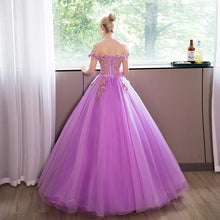 Load image into Gallery viewer, Light Purple Quinceanera Dresses Party Prom Lace Embroidery Off The Shoulder Ball Gown Quinceanera Dress
